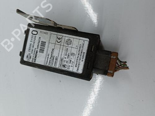 Used Comfort control module NISSAN X-TRAIL I (T30) 2.5 4x4 (179 hp) 19521875