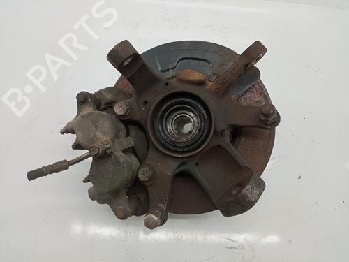 Used Left front steering knuckle Left front steering knuckle NISSAN TERRANO II (R20) 2.4 4WD (116 hp) 19522205 19522205