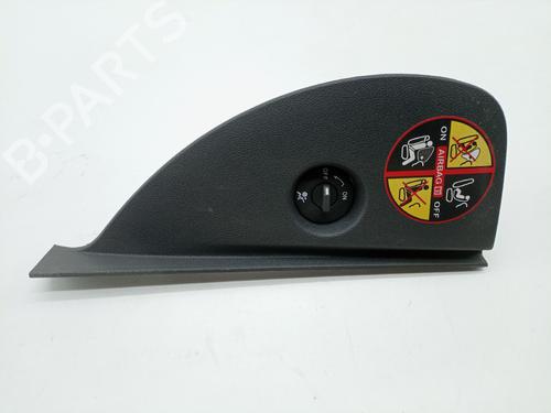 other-renault-clio-iii-hatchback-van-sb_-sr_-8200475909-2005-21125738 main image