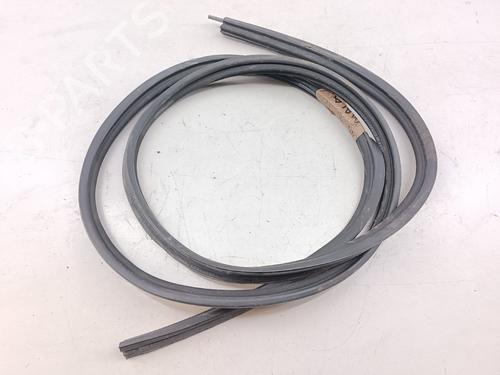 Used Rubber door seal NISSAN JUKE (F15) [2010-2019]  21571980