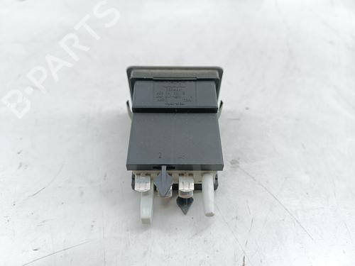 Used Switch AUDI A4 B5 (8D2) [1994-2001]  22296776