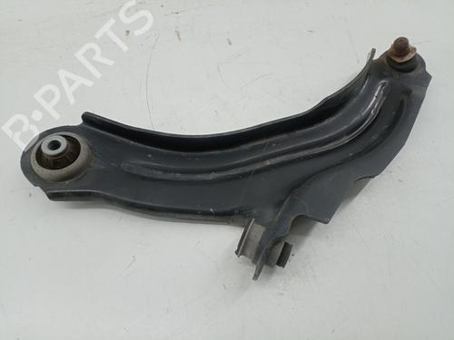 Used Left front suspension arm RENAULT CLIO IV (BH_) [2012-2021]  22566152
