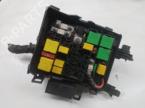 Fuse box PEUGEOT 3008 II SUV (MC_, MR_, MJ_, M4_)  | BP22567935E1 