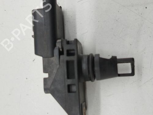 Annen PEUGEOT 3008 II SUV (MC_, MR_, MJ_, M4_) 1.2 THP/ PureTech 130 (MRHNSM, MRHNSU, MRHNSJ, MRHNYW,... (131 hp) 25794528