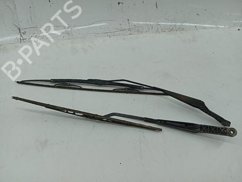 Used Front windshield wiper arm Front windshield wiper arm 23108735 23108735