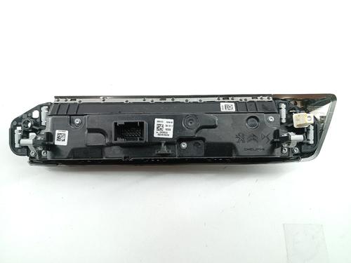 Used Switch PEUGEOT 3008 II SUV (MC_, MR_, MJ_, M4_) 1.2 THP/ PureTech 130 (MRHNSM, MRHNSU, MRHNSJ, MRHNYW,... (131 hp) 25794573