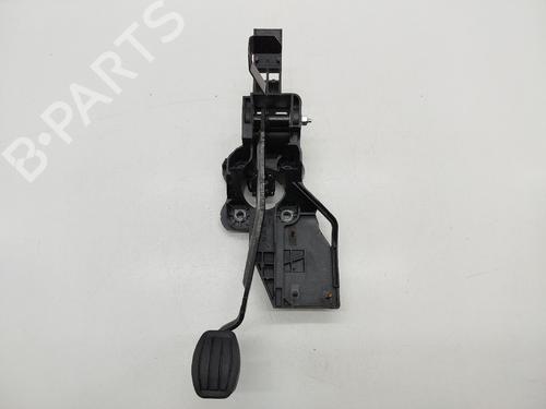 Used Pedal PEUGEOT 3008 II SUV (MC_, MR_, MJ_, M4_) 1.2 THP/ PureTech 130 (MRHNSM, MRHNSU, MRHNSJ, MRHNYW,... (131 hp) 25794586