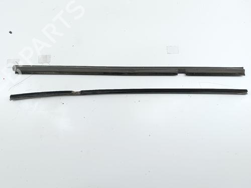 Used Front right interior door handle Front right interior door handle FORD FIESTA III (GFJ) [1989-1997] 23446605 23446605
