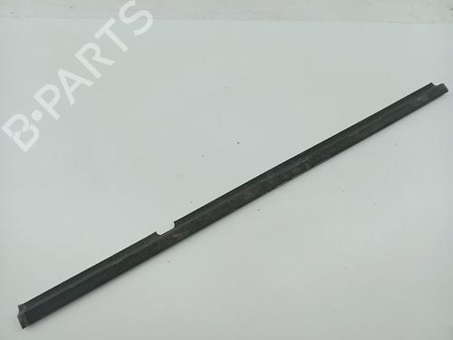 Used Front right interior door handle Front right interior door handle FORD FIESTA III (GFJ) [1989-1997] 23462505 23462505
