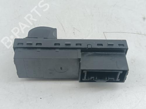 Used Right rear window switch FIAT TIPO Saloon (356_, 357_) 1.3 D (356SXB1A, 356SXH1A, 356SXD1A) (95 hp) 30106398