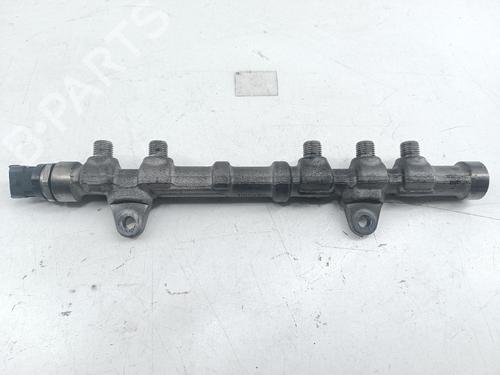 Einspritzleiste für FIAT TIPO Saloon (356_, 357_) 1.3 D (356SXB1A, 356SXH1A, 356SXD1A) (95 hp) 30106417