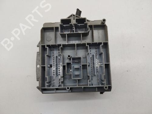 Skrzynka bezpieczników FIAT PUNTO (188_) 1.2 60 (188.030, .050, .130, .150, .230, .250) | BP24244101E1 