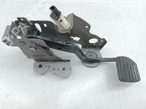 Used Pedal RENAULT MEGANE III Grandtour (KZ0/1) 1.5 dCi (KZ09, KZ0D, KZ1G, KZ29, KZ14, KZ1W, KZ10, KZ1F,... (110 hp) 24613385
