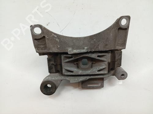 Used Engine mount RENAULT MEGANE III Grandtour (KZ0/1) 1.5 dCi (KZ09, KZ0D, KZ1G, KZ29, KZ14, KZ1W, KZ10, KZ1F,... (110 hp) 24613427