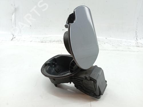 Fuel flap RENAULT MEGANE III Grandtour (KZ0/1) 1.5 dCi (KZ09, KZ0D, KZ1G, KZ29, KZ14, KZ1W, KZ10, KZ1F,... | BP24613430C131 