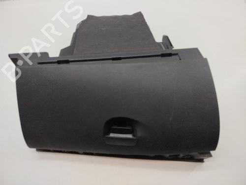 Used Glove box RENAULT MEGANE III Grandtour (KZ0/1) 1.5 dCi (KZ09, KZ0D, KZ1G, KZ29, KZ14, KZ1W, KZ10, KZ1F,... (110 hp) 24830661