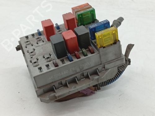 Fuse box FIAT PUNTO (188_) 1.2 60 (188.030, .050, .130, .150, .230, .250) | BP24978983E1
