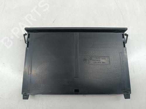 Suporte copos/Objectos VW GOLF IV (1J1) 1.4 16V (75 hp) 25003794