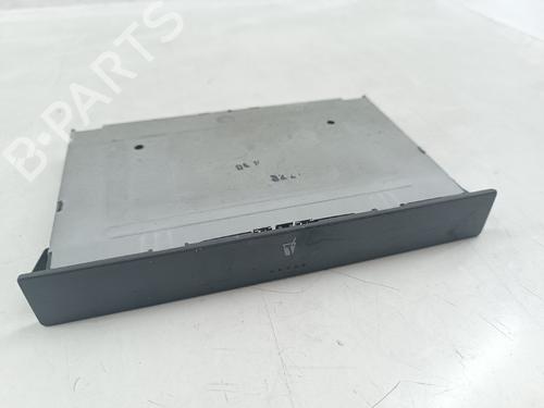 Cup/Object holder VW GOLF IV (1J1) 1.4 16V | BP25003794I37 