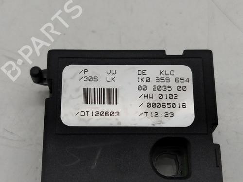 Annen AUDI A3 (8P1) 2.0 FSI | BP25296624O1