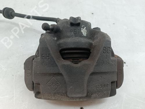 Used Right front brake caliper Right front brake caliper RENAULT MEGANE III Grandtour (KZ0/1) 1.5 dCi (KZ09, KZ0D, KZ1G, KZ29, KZ14, KZ1W, KZ10, KZ1F,... (110 hp) 25378719 25378719