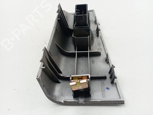 Left rear window switch KIA SPORTAGE II (JE_, KM_) 2.0 CRDi 4WD | BP25609441I29 