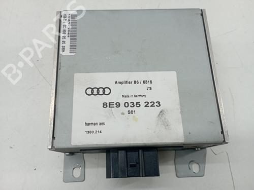 Used Radio AUDI A4 B6 Avant (8E5) 1.9 TDI (130 hp) 25724111
