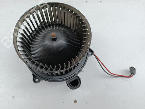 Used Heater blower motor MERCEDES-BENZ B-CLASS Sports Tourer (W247) [2018-2025]  25719745