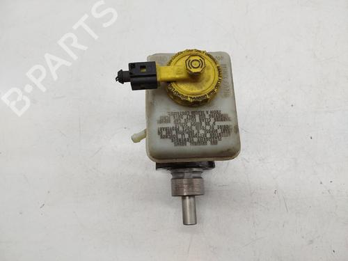 Brake master cylinder VW GOLF IV (1J1) 1.4 16V | BP25747698M77