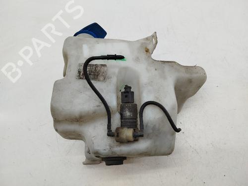 Windscreen washer tank VW GOLF IV (1J1) 1.4 16V | BP25747704C113