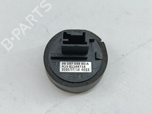 Used Other PEUGEOT 3008 II SUV (MC_, MR_, MJ_, M4_) 1.2 THP/ PureTech 130 (MRHNSM, MRHNSU, MRHNSJ, MRHNYW,... (131 hp) 25809746