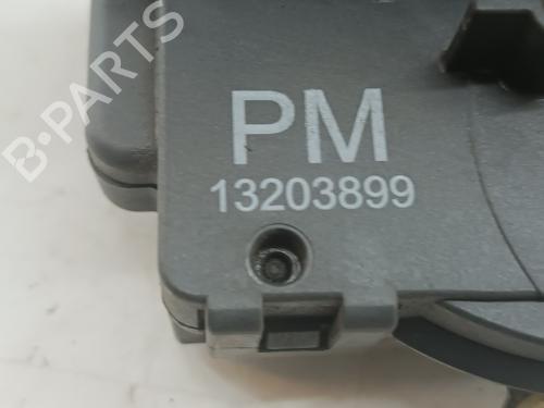 Türschloss links vorne OPEL MERIVA A MPV (X03) 1.8 (E75) | BP25979294C98