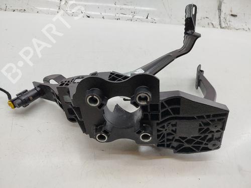 Pedal PEUGEOT 3008 II SUV (MC_, MR_, MJ_, M4_) 1.5 BlueHDi 130 | BP26129001I4