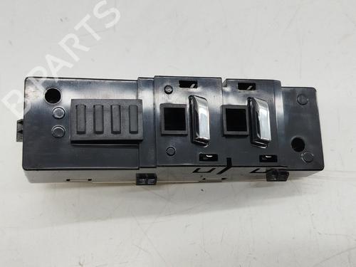 Used Switch PEUGEOT 5008 II (MC_, MJ_, MR_, M4_) 1.5 BlueHDi 130 (MCYHZJ, MCYHZR, MCYHZX) (131 hp) 26176410