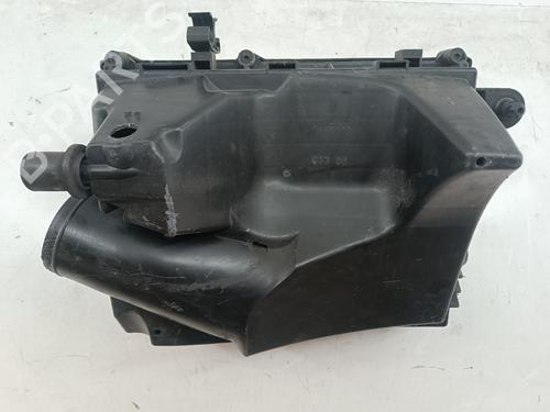 Used Air filter box OPEL VECTRA C Estate (Z02) [2003-2009]  26176432
