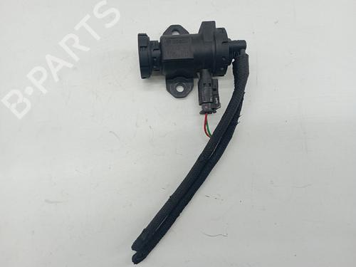 Used Vacuum pump BMW 6 (E63) 635 d (286 hp) 26428655