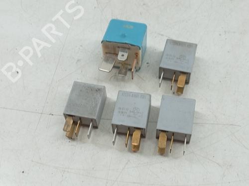 Otra CITROËN C1 (PM_, PN_) 1.0 (68 hp) 26435367