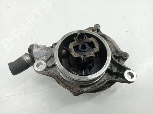 Used Vacuum pump BMW 6 (E63) 635 d (286 hp) 26497422