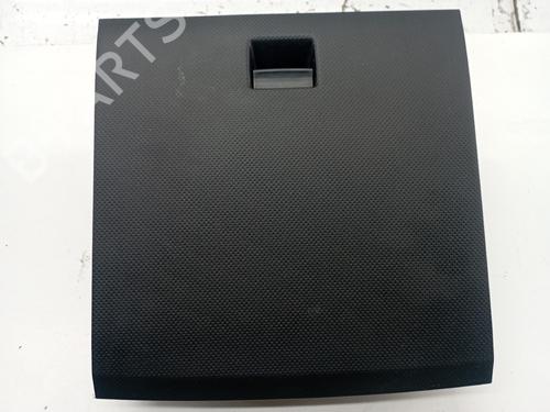 Used Glove box MAZDA 2 (DY) 1.2 (DY3W) (75 hp) 26497433