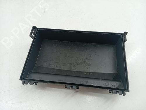 Used Fuse box OPEL ASTRA J (P10) [2009-2016]  26601085