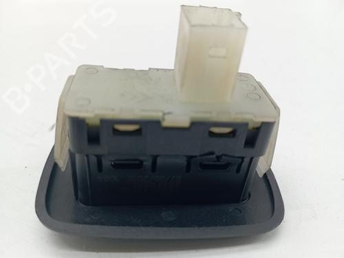 Right rear window switch PEUGEOT 508 SW I (8E_) 1.6 HDi | BP26716942I28