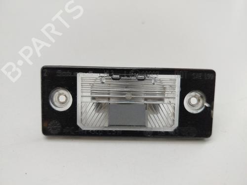 Used Licence plate light VW TIGUAN (5N_) 2.0 TDI (110 hp) 31253695