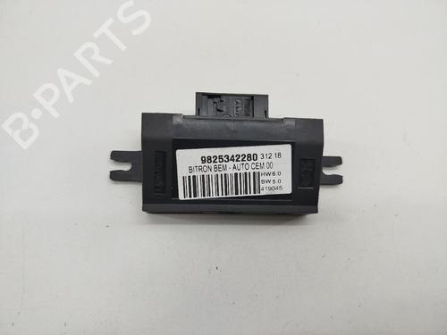 Used Electronic module PEUGEOT 5008 II (MC_, MJ_, MR_, M4_) [2016-2026]  26938123