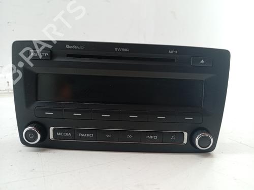 Bilradio SKODA OCTAVIA II (1Z3) 1.6 TDI (105 hp) 27184497