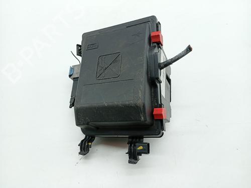 Used Fuse box PEUGEOT 308 II (LB_, LP_, LW_, LH_, L3_) [2013-2021]  27272473