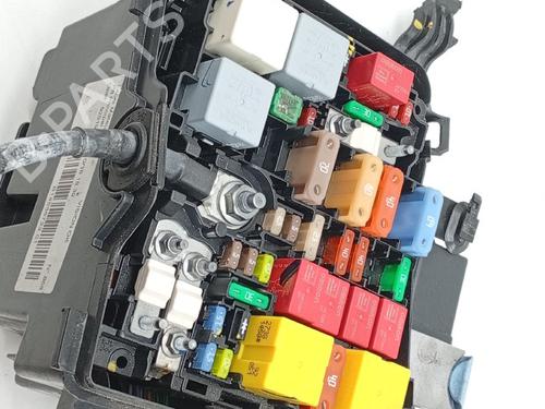 Fuse box PEUGEOT 308 II (LB_, LP_, LW_, LH_, L3_)  | BP27272473E1