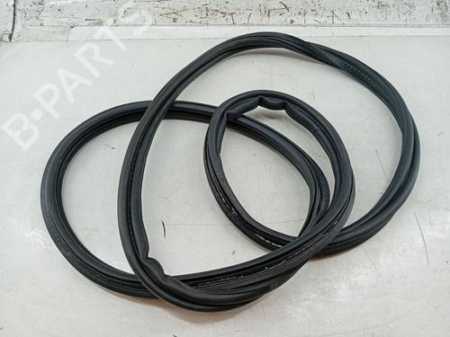 Andre PEUGEOT 2008 II (UD_, US_, UY_, UJ_, UR_, UC_) 1.2 PureTech 130 (USHNS, URHNS) (130 hp) 27292375