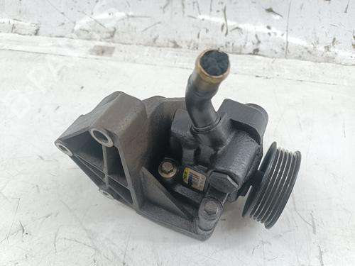 Used Steering pump FORD FIESTA V (JH_, JD_) 1.4 16V (80 hp) 27486773