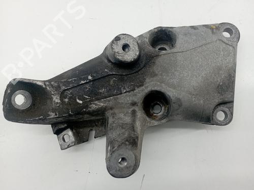 Used Engine mount BMW 1 (E87) 116 i (115 hp) 27514423