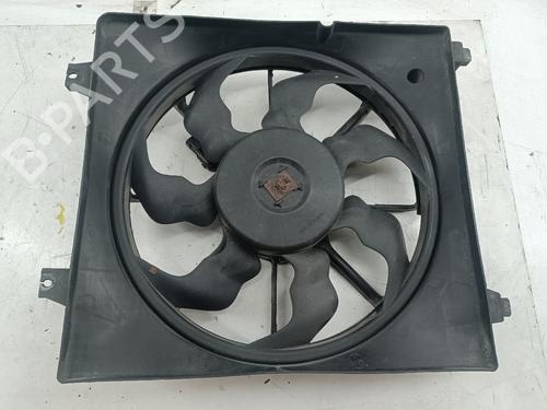 Used Radiator fan HYUNDAI SANTA FÉ II (CM) [2005-2015]  27517592